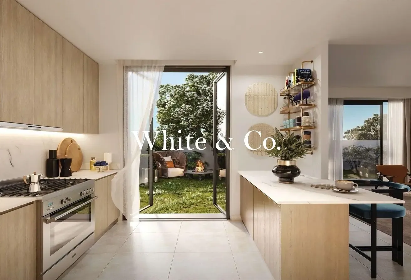 Single Row | Green Belt Backing |Spacious