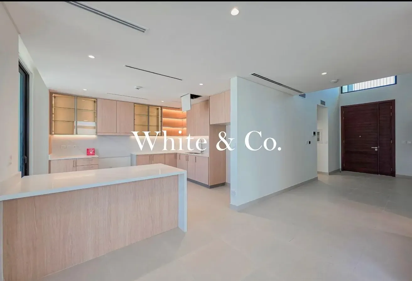 Standalone | Golf Course Views | Corner