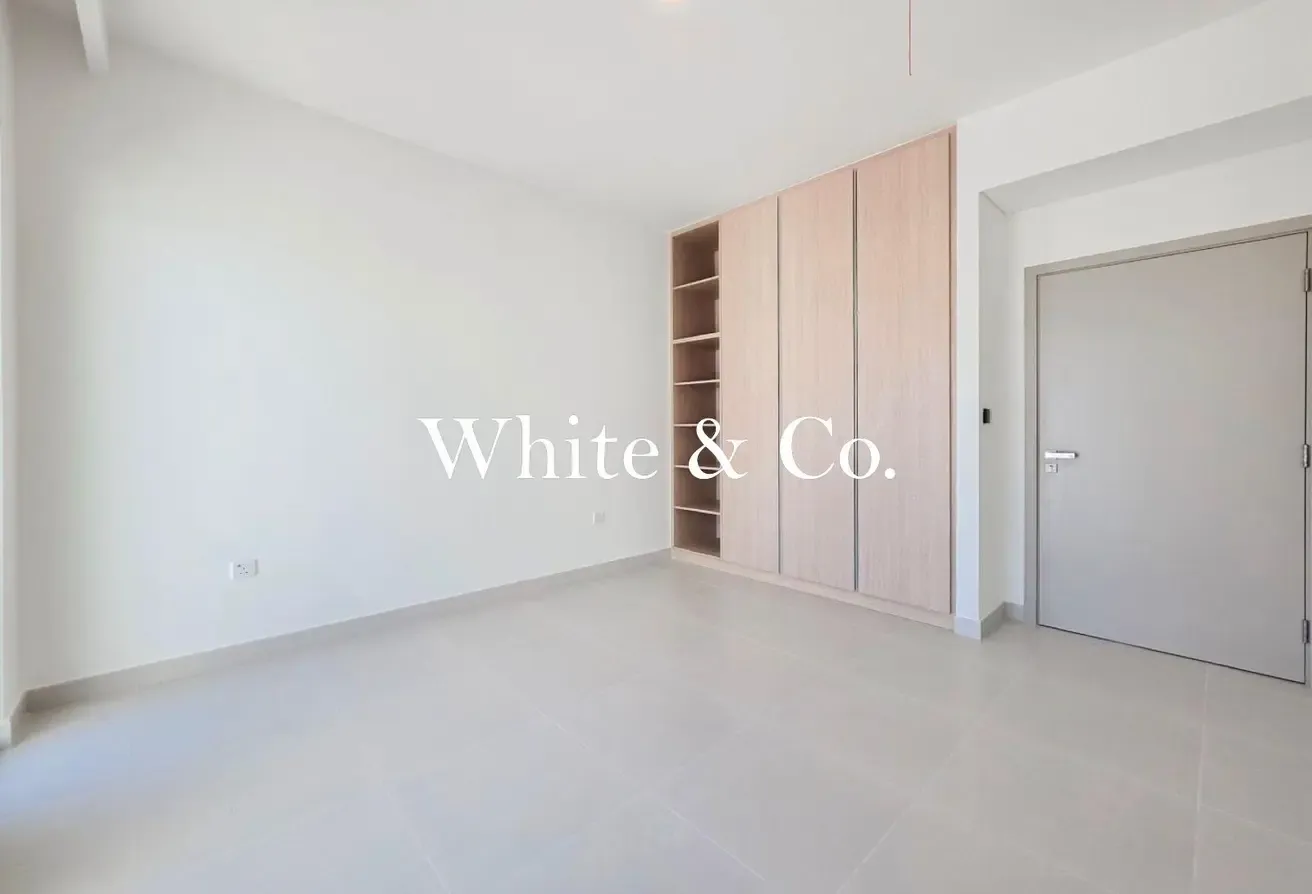 Standalone | Golf Course Views | Corner