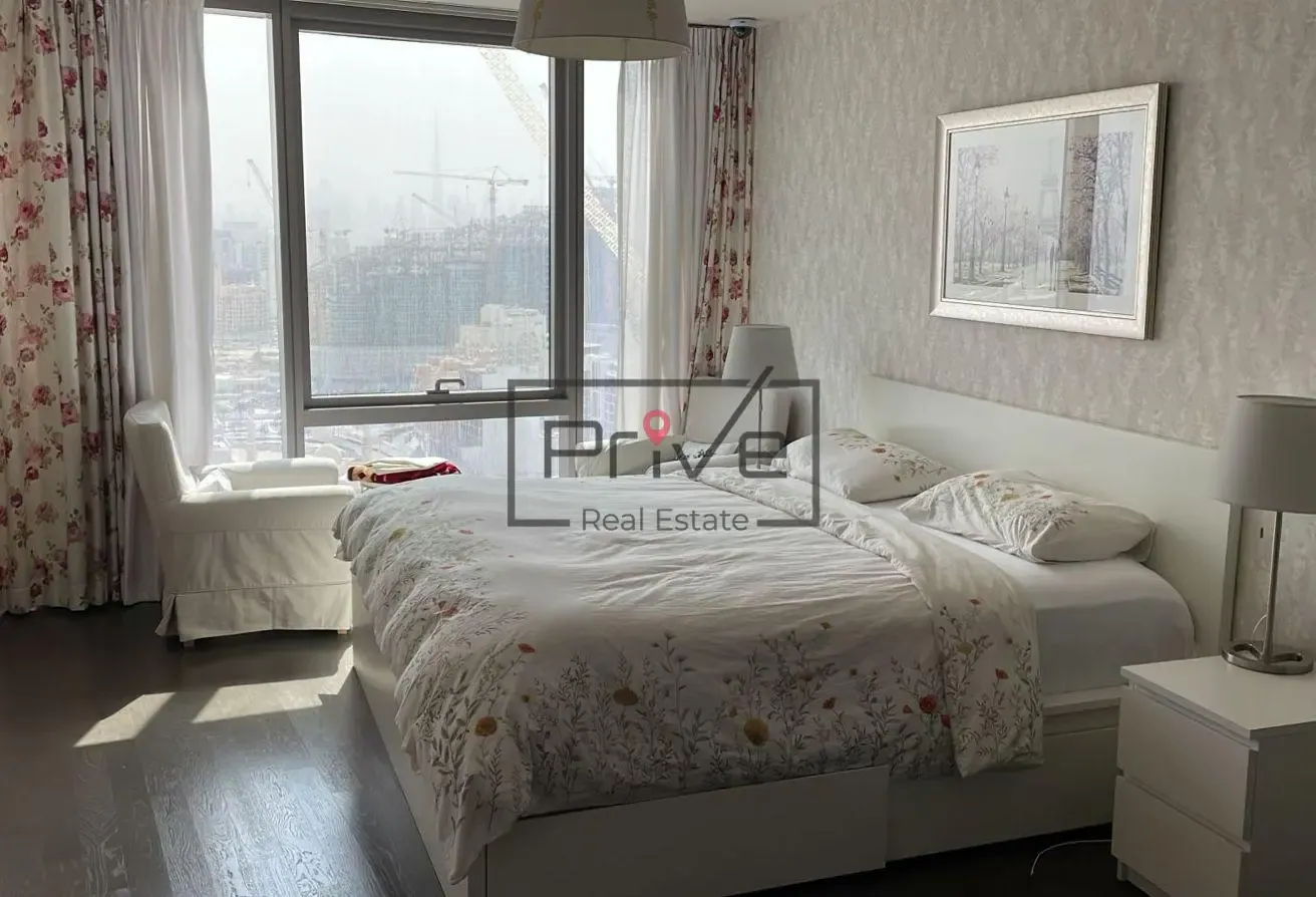 Furnished Upgraded  High Floor |Vacant on Transfer