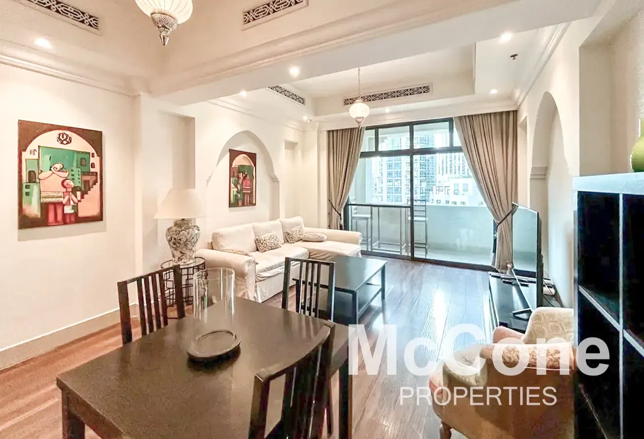 Lake View | Vacant Now | Great Condition