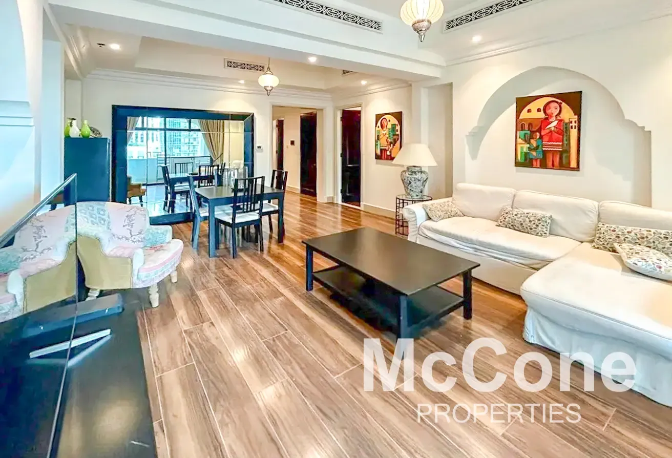Lake View | Vacant Now | Great Condition