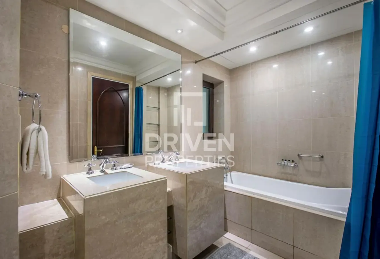 Prime Location | Vacant Apt | Bright Unit