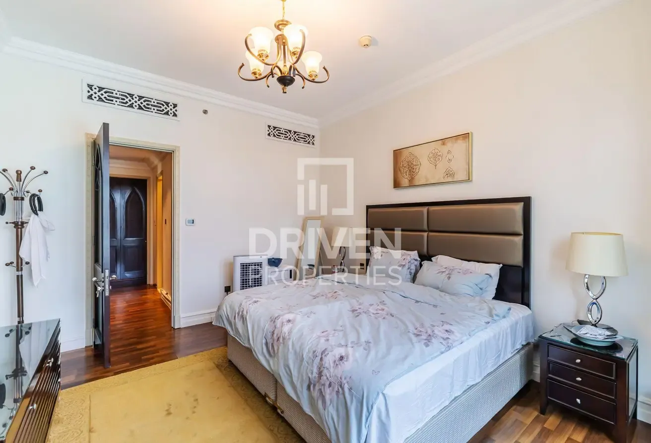 Private Large Terrace with Study and Jacuzzi