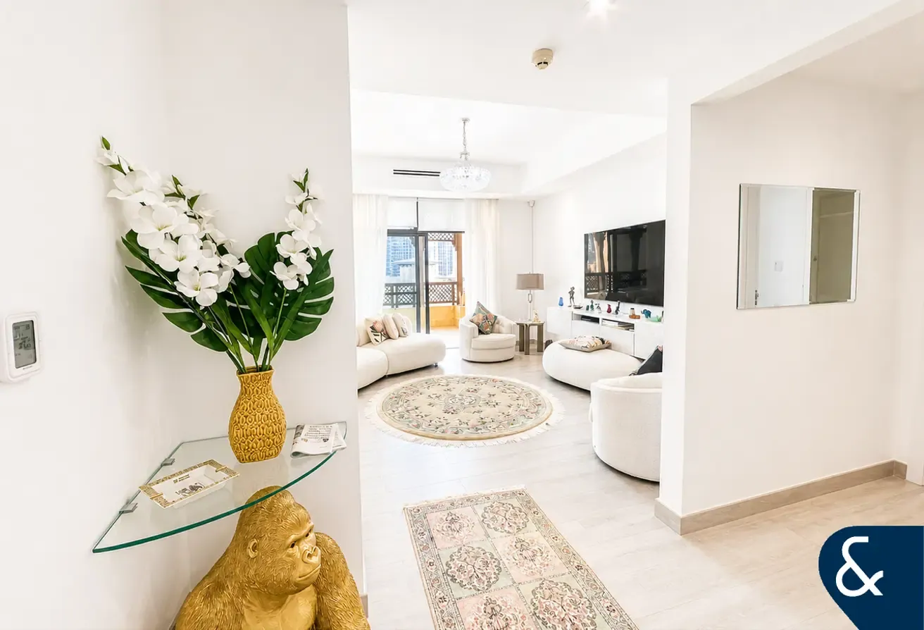 Penthouse | Large Terrace | Upgraded