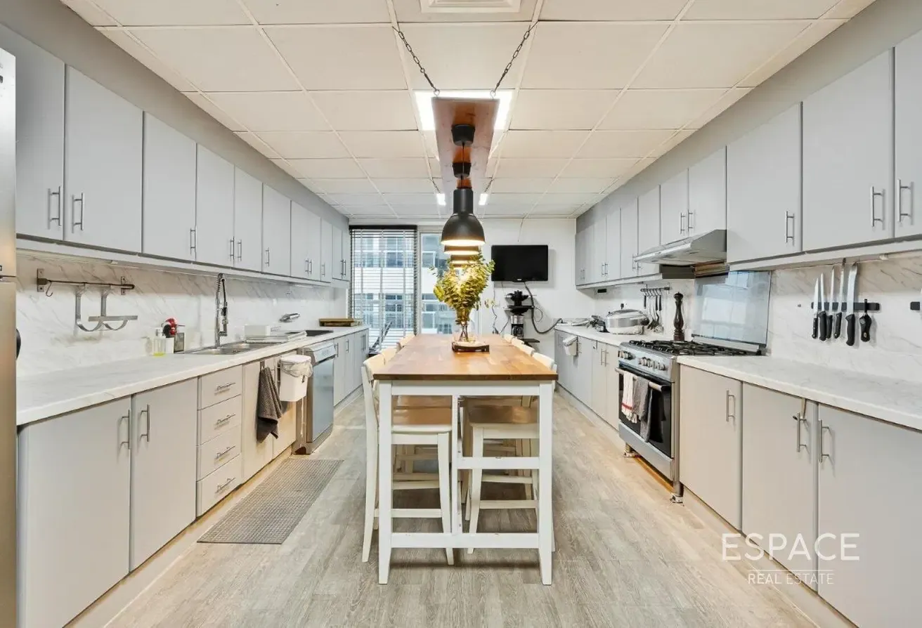 Huge Layout | Upgraded | Vacant