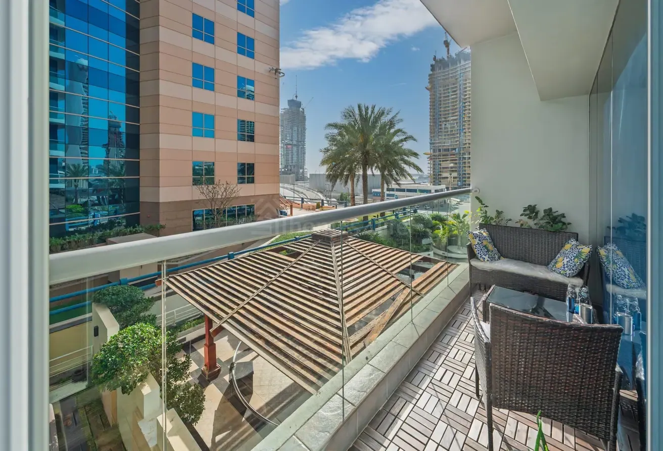 Luxury Marina Living | Exclusive Deal