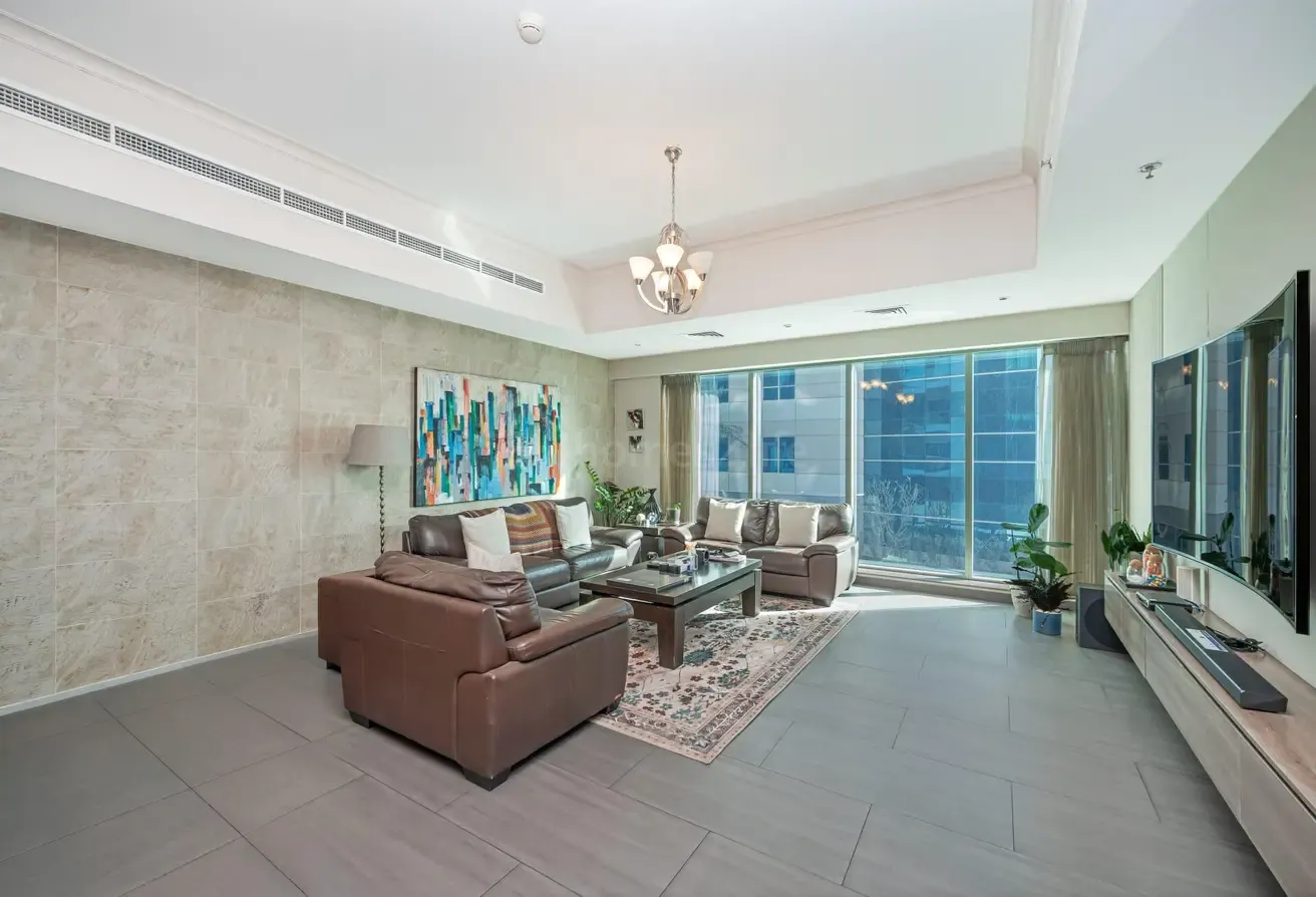 Luxury Marina Living | Exclusive Deal