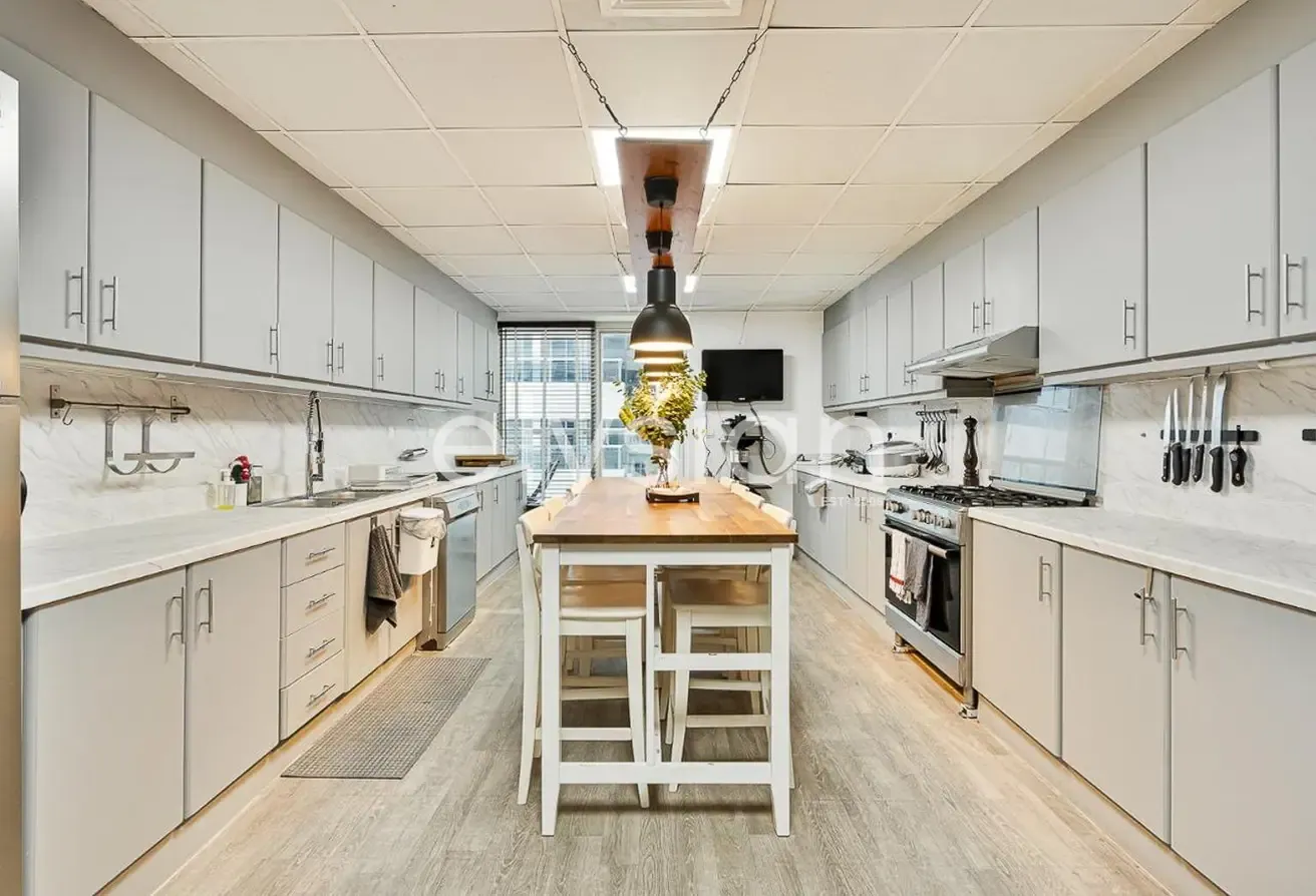 Fully Furnished | Upgraded | Vacant Now