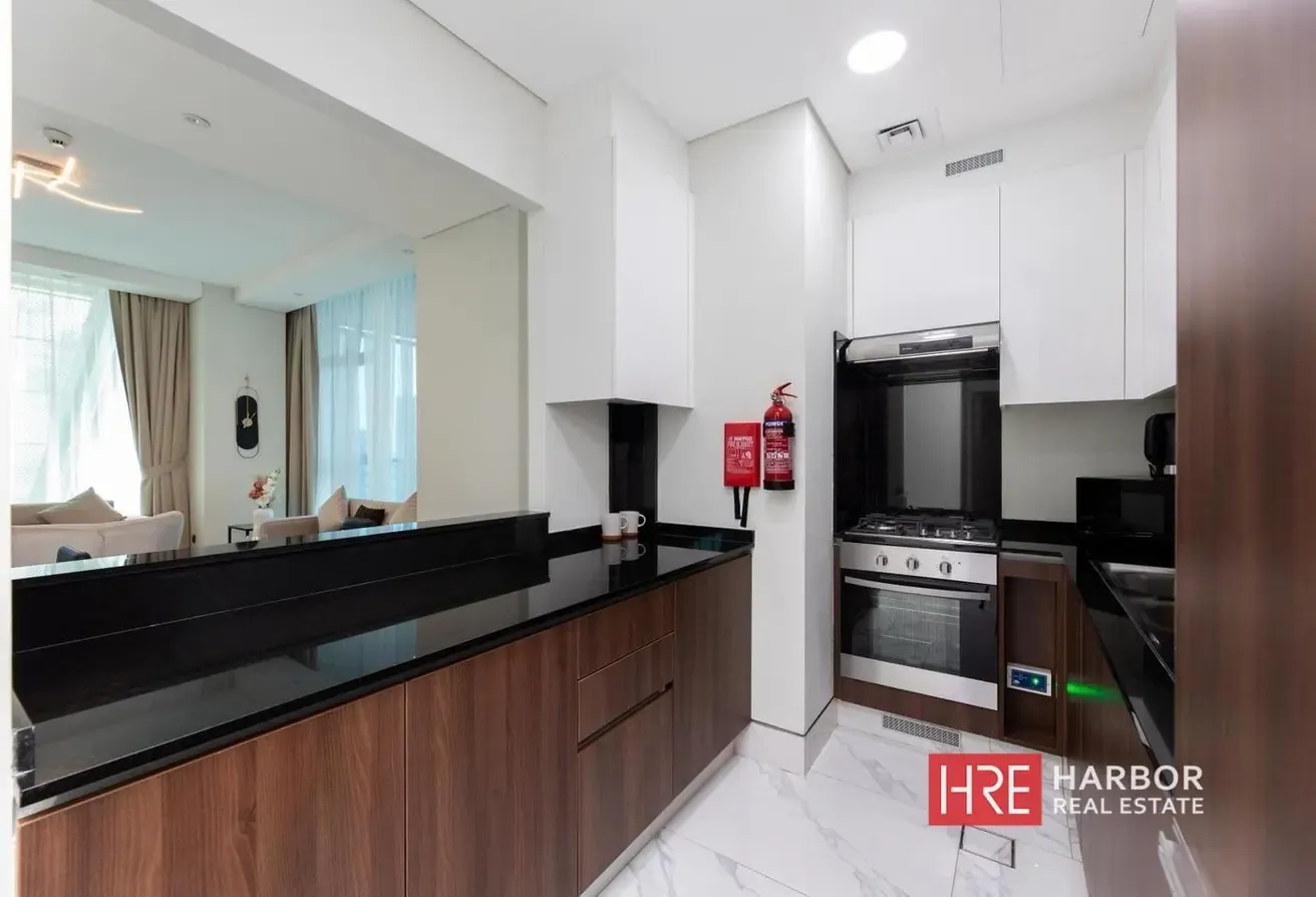 Canal View | Modern Unit | Furnished | High Floor