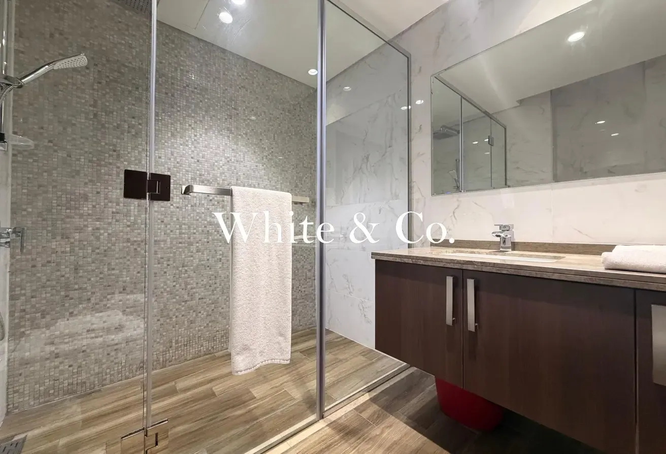 U-Shaped Tower | Canal View | Furnished