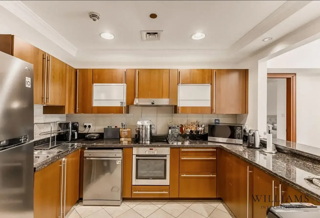 UNFURNISHED | IMMACULATE CONDITION | 2 BED + MAIDS