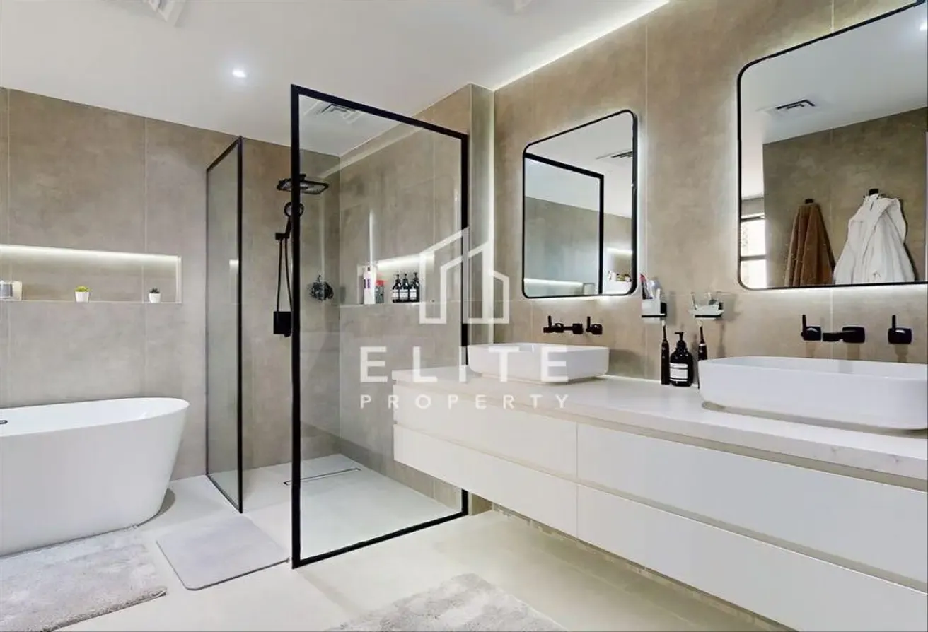 FULLY UPGRADED, HIGH FLOOR, SMART HOME TECH, VOT