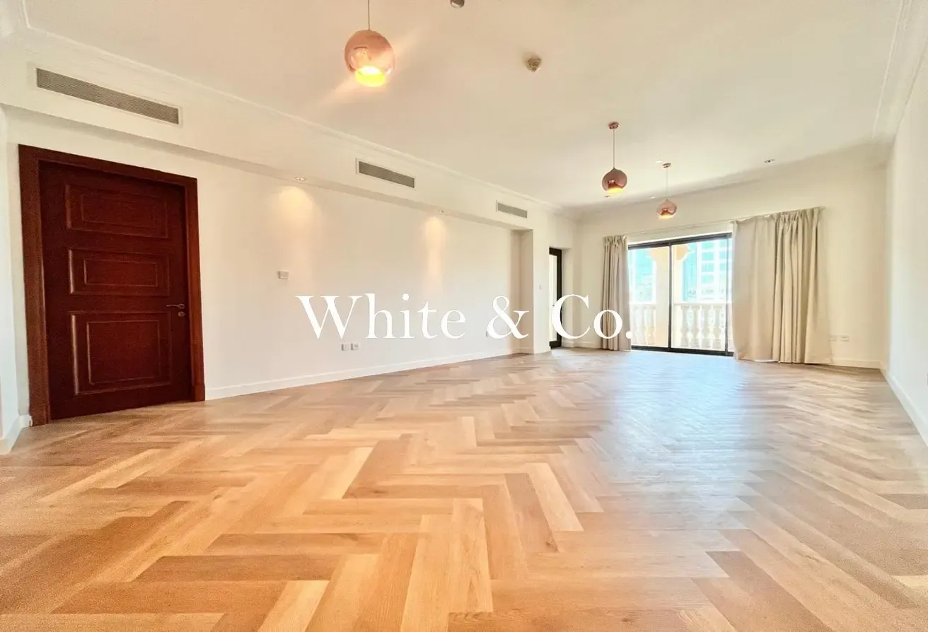Upgraded | Unfurnished | High Floor Unit