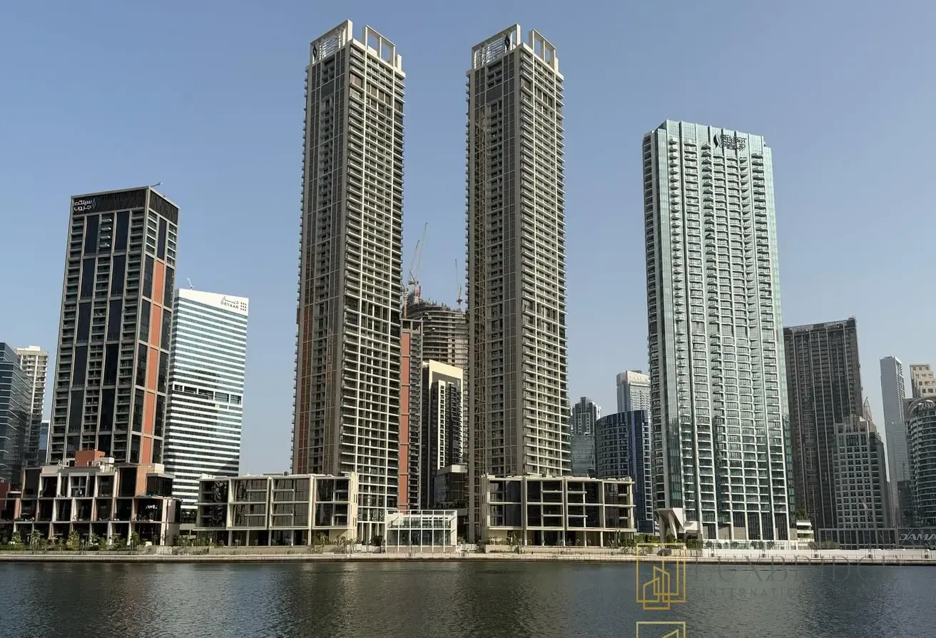 HIGH FLOOR || CORNER UNIT || 08 SERIES