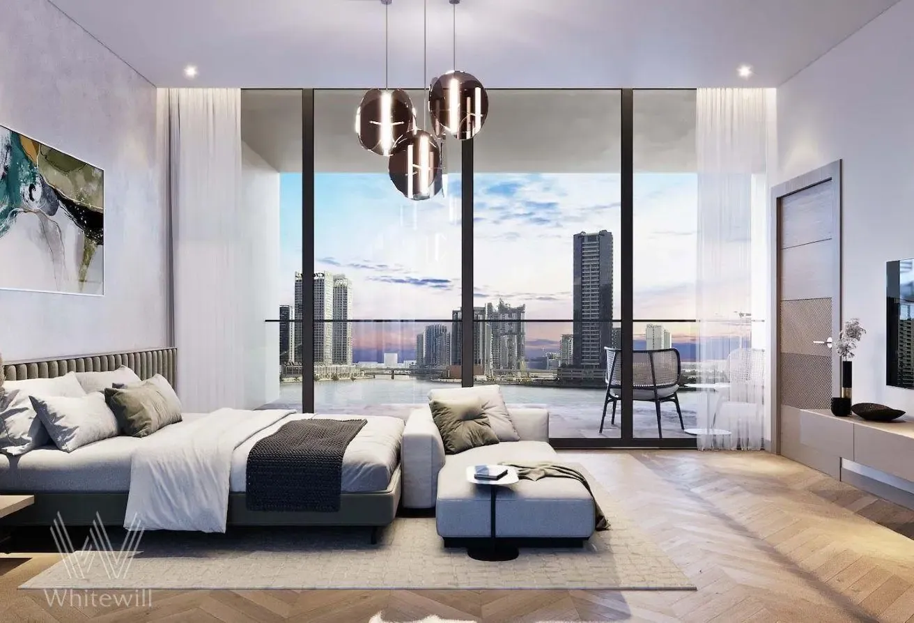 Middle Unit |Extra Storage |Canal Views| 25+ floor