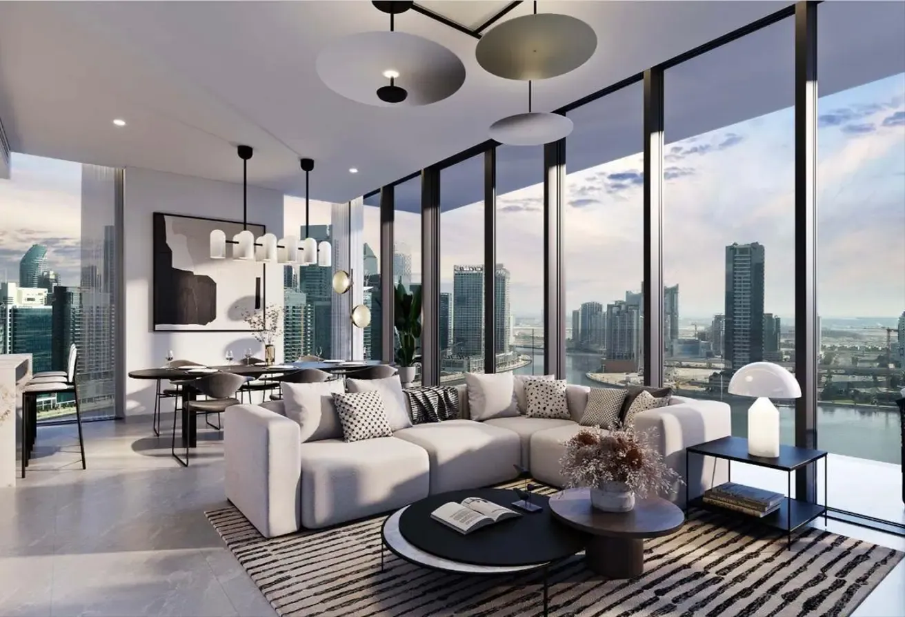 Luxury Living | Canal View | Prime Location