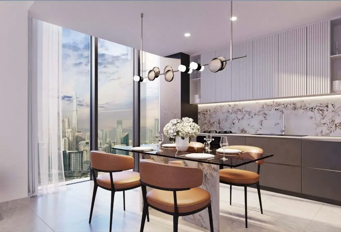 Luxury Living | Canal View | Prime Location