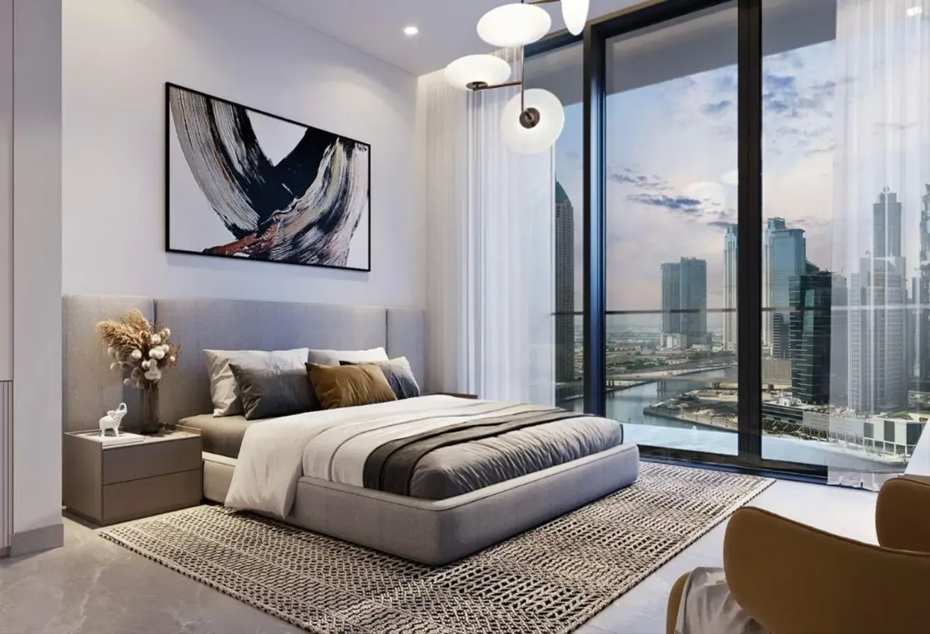 Luxury Living | Canal View | Prime Location