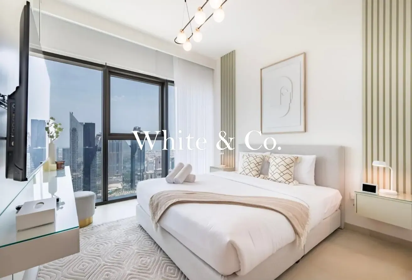 HIGH FLOOR CORNER | VACANT | FULL VIEWS