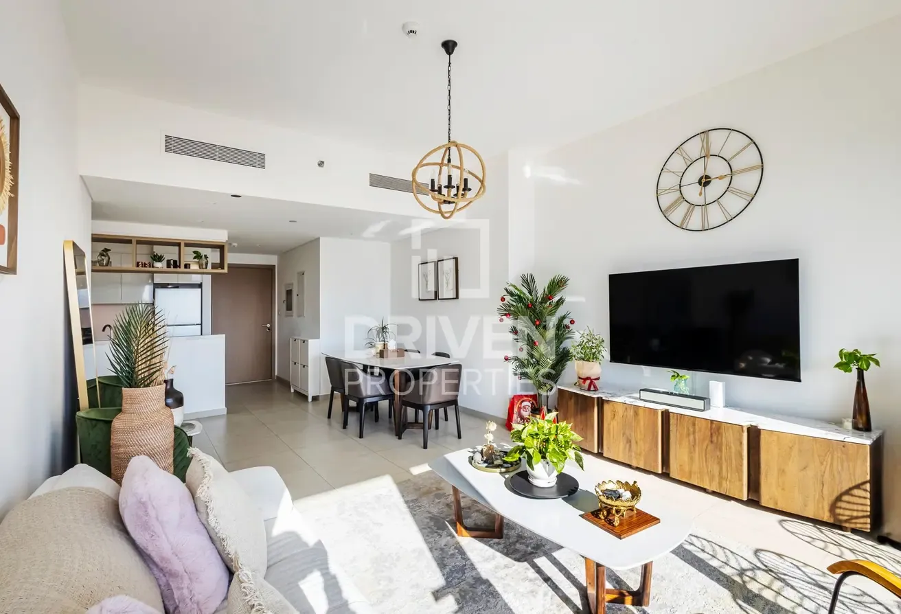 Burj Khalifa View | Furnished | Investor Deal