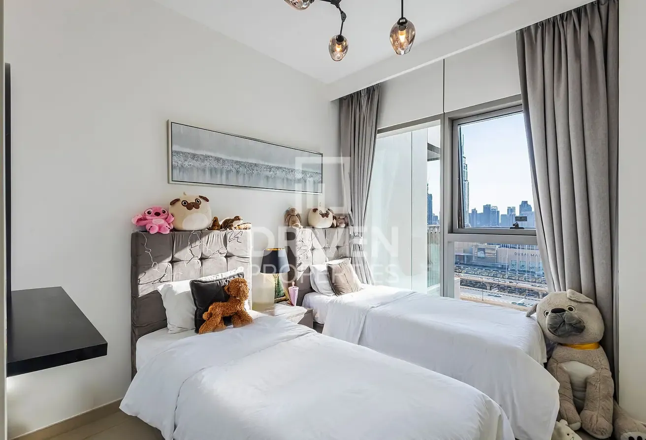 Burj Khalifa View | Furnished | Investor Deal
