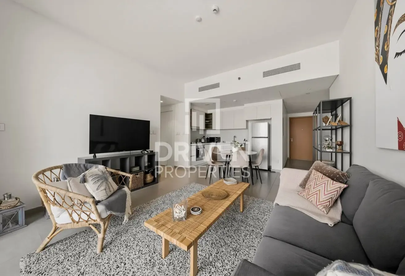 Elegant Apartment | Furnished | Prime Location