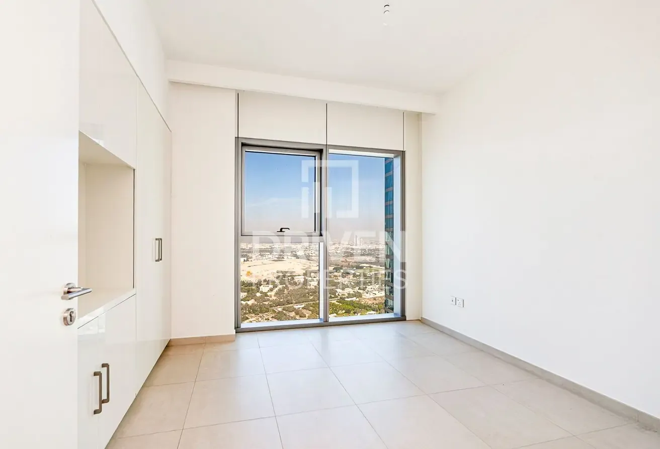 DIFC and Zabeel Views | High Floor | Investor Deal