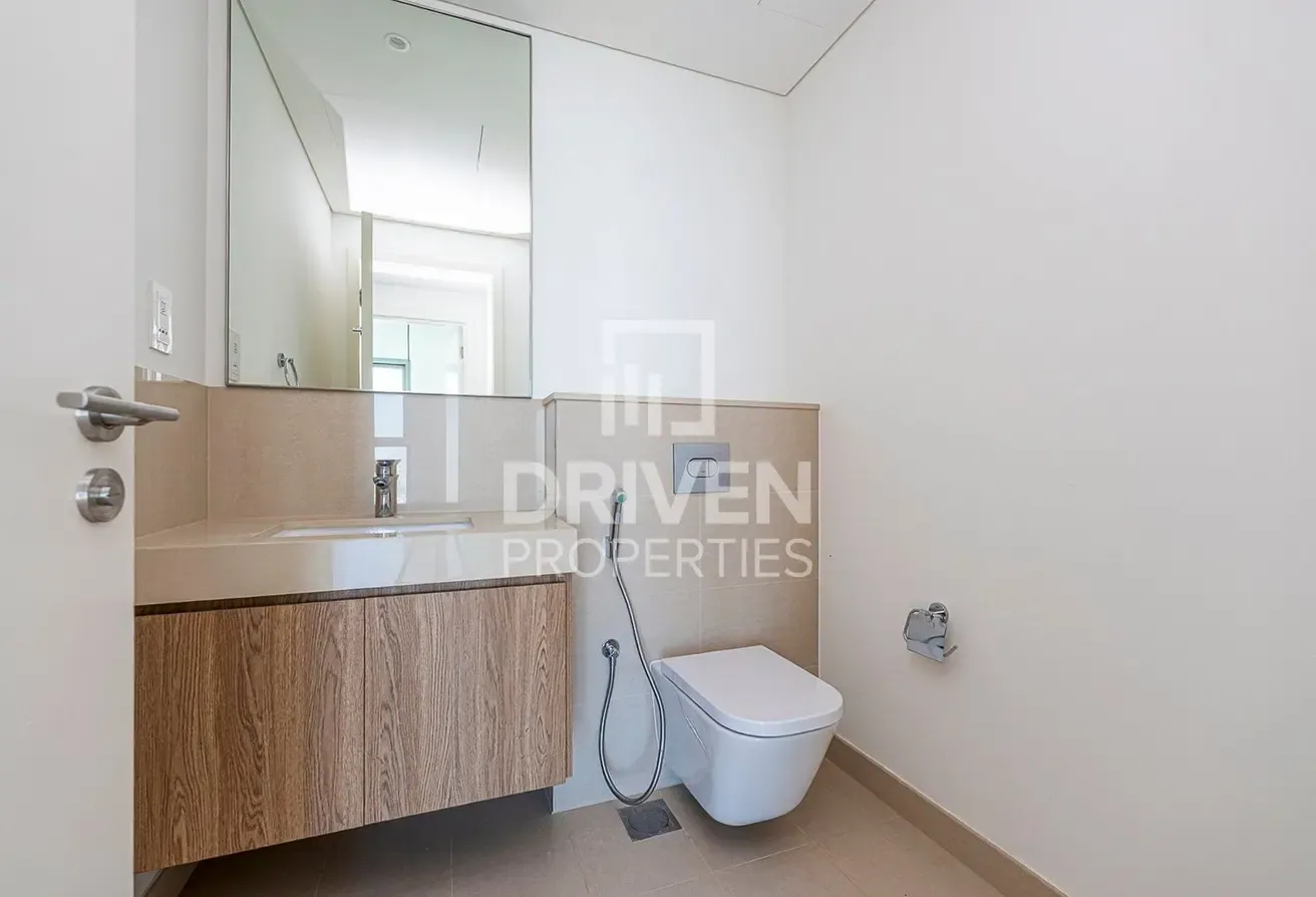 DIFC and Zabeel Views | High Floor | Investor Deal