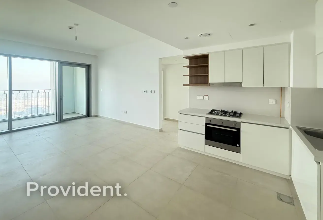 Vacant High Floor | Panoramic Sea View