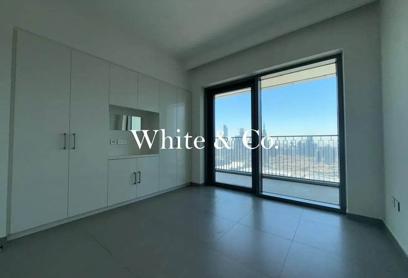 Full Burj Khalifa View| Vacant| High Floor