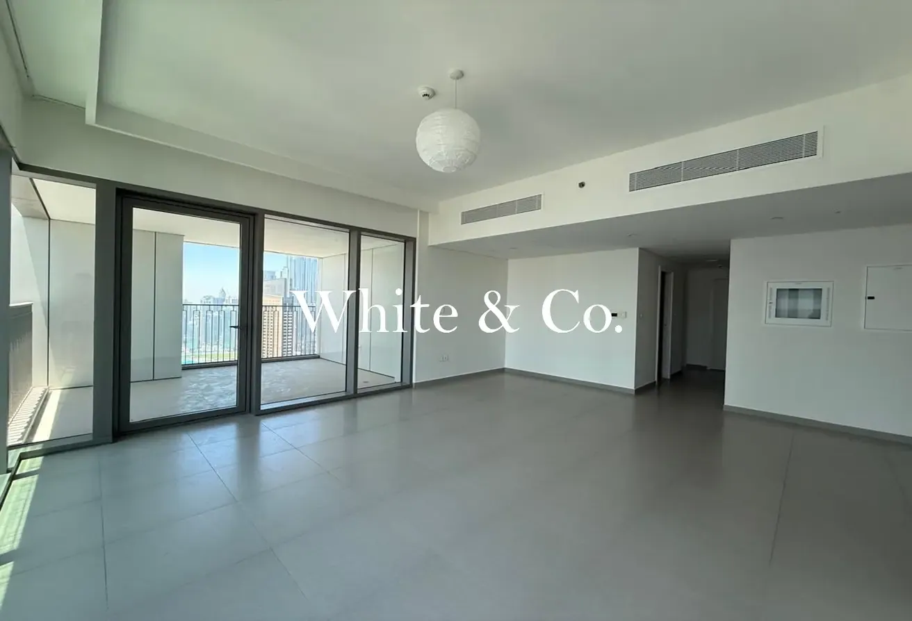 Full Burj Khalifa View| Vacant| High Floor