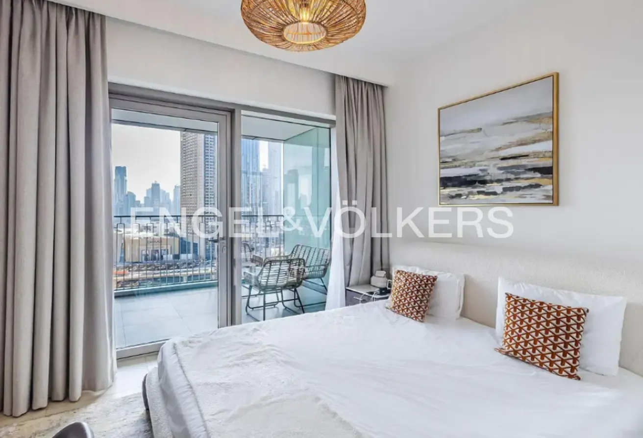 Burj Khalifa View | Vacant Soon | Furnished