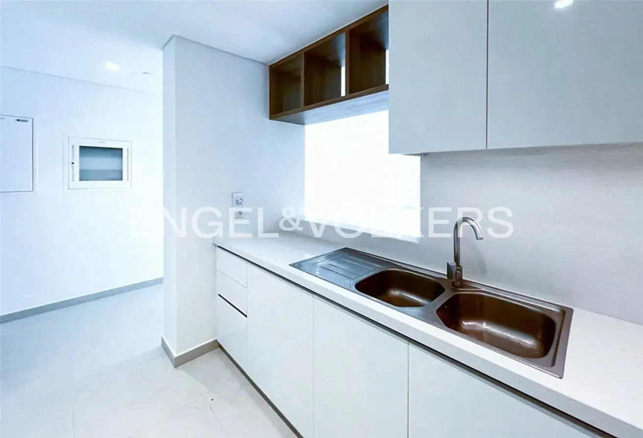 High Floor | PHPP | Vacant | Skyline Views