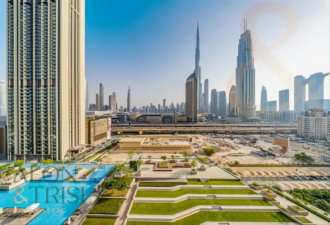 BURJ KHALIFA VIEW I CORNER UNIT I POOL VIEW