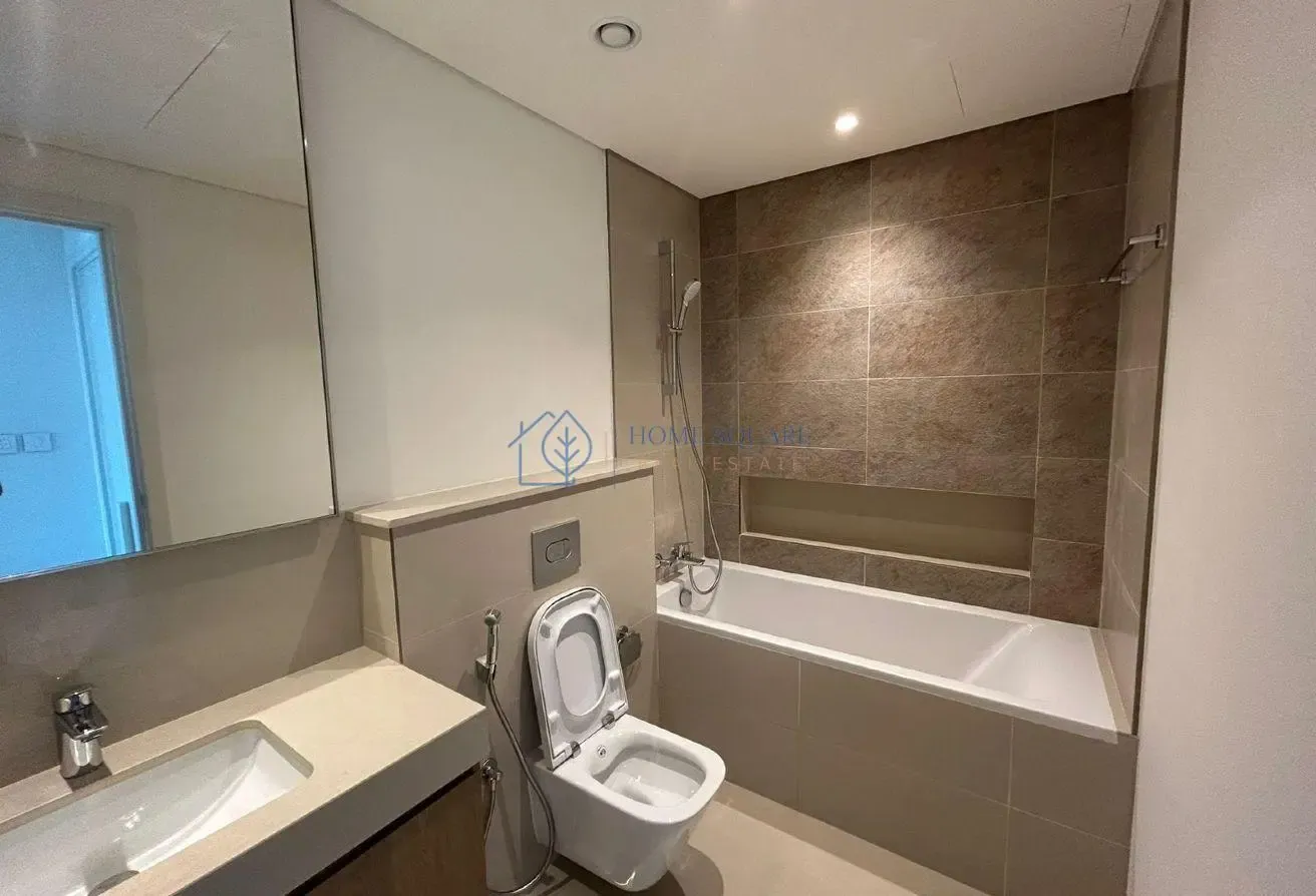 SPACIOUS 1BR | SKYLINE VIEWS | INVEST IN LUXURY
