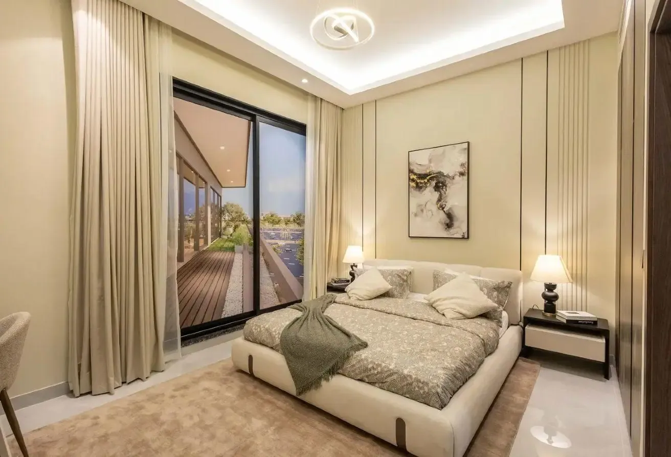 3 Bed + Study + Closed Kitchen | Discount Limited