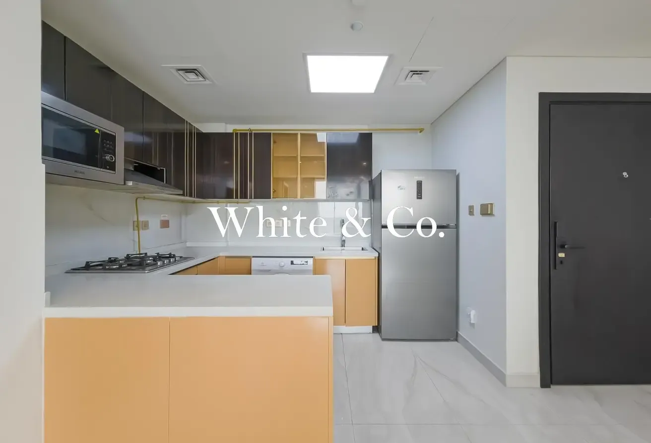 Ready to Move | High Floor | Large Terrace