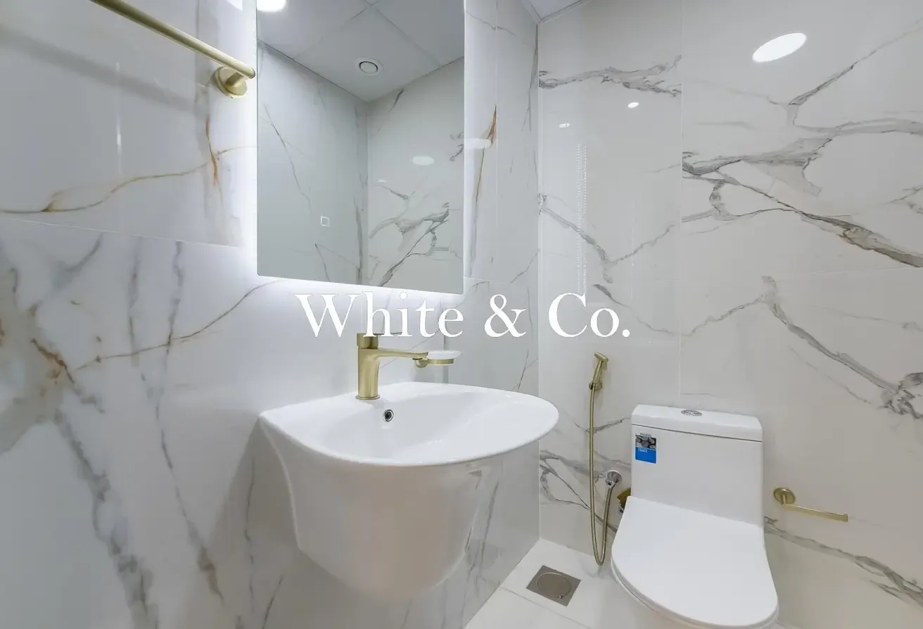 Ready to Move | High Floor | Large Terrace