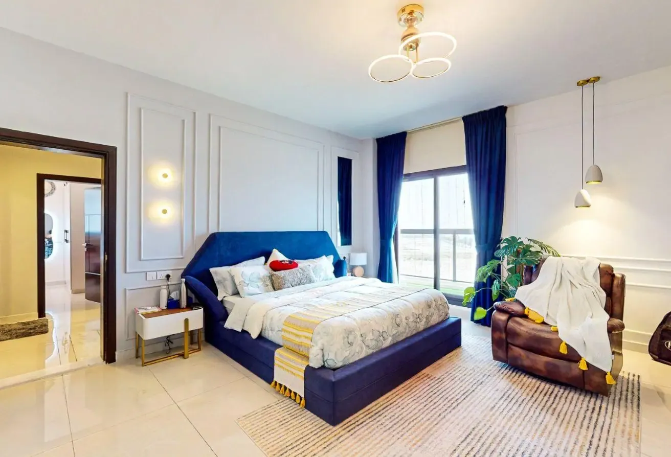 UPGRADED | FULLY FURNISHED | VACANT ON TRANSFER