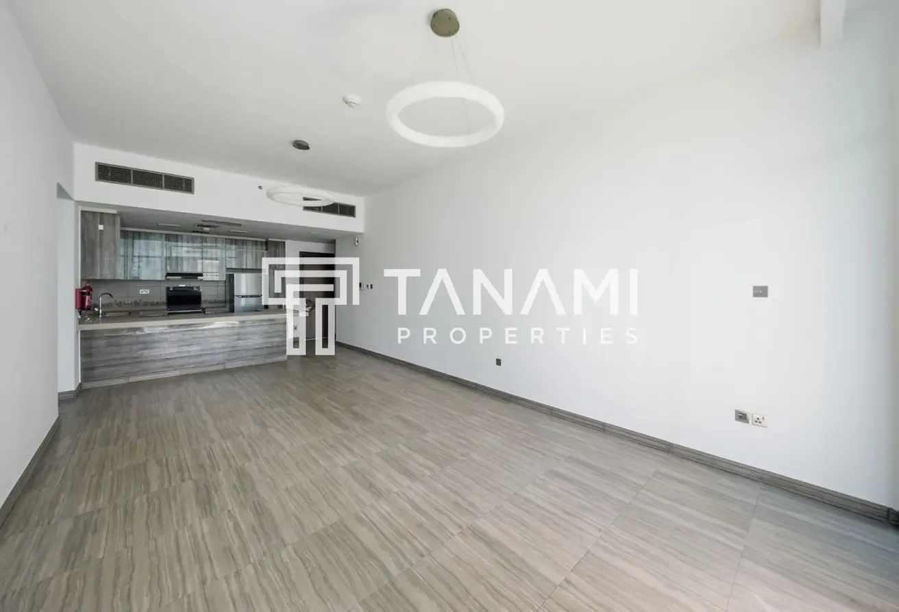 Full Lake View | Low Floor | Vacant on Transfer