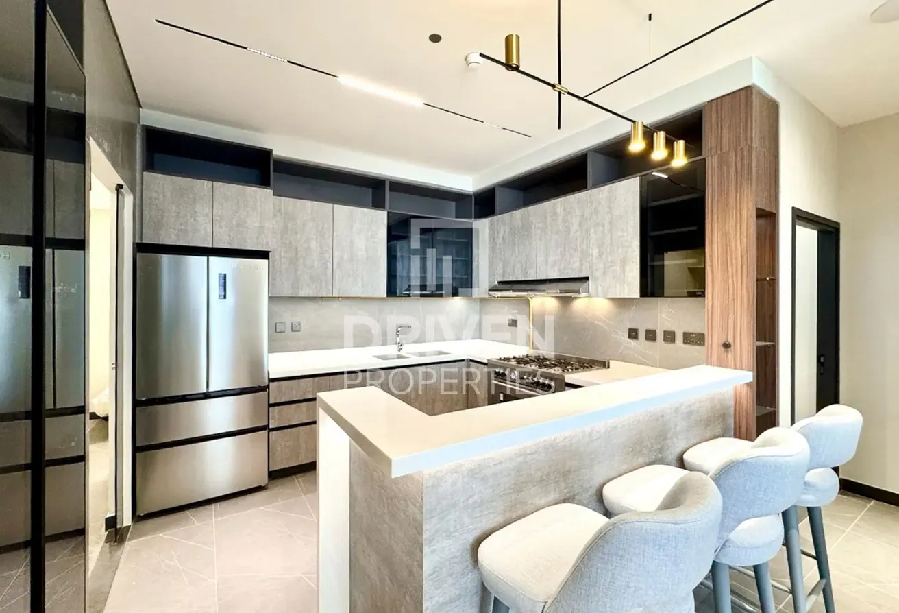 Lake View | High Floor | Fully Furnished