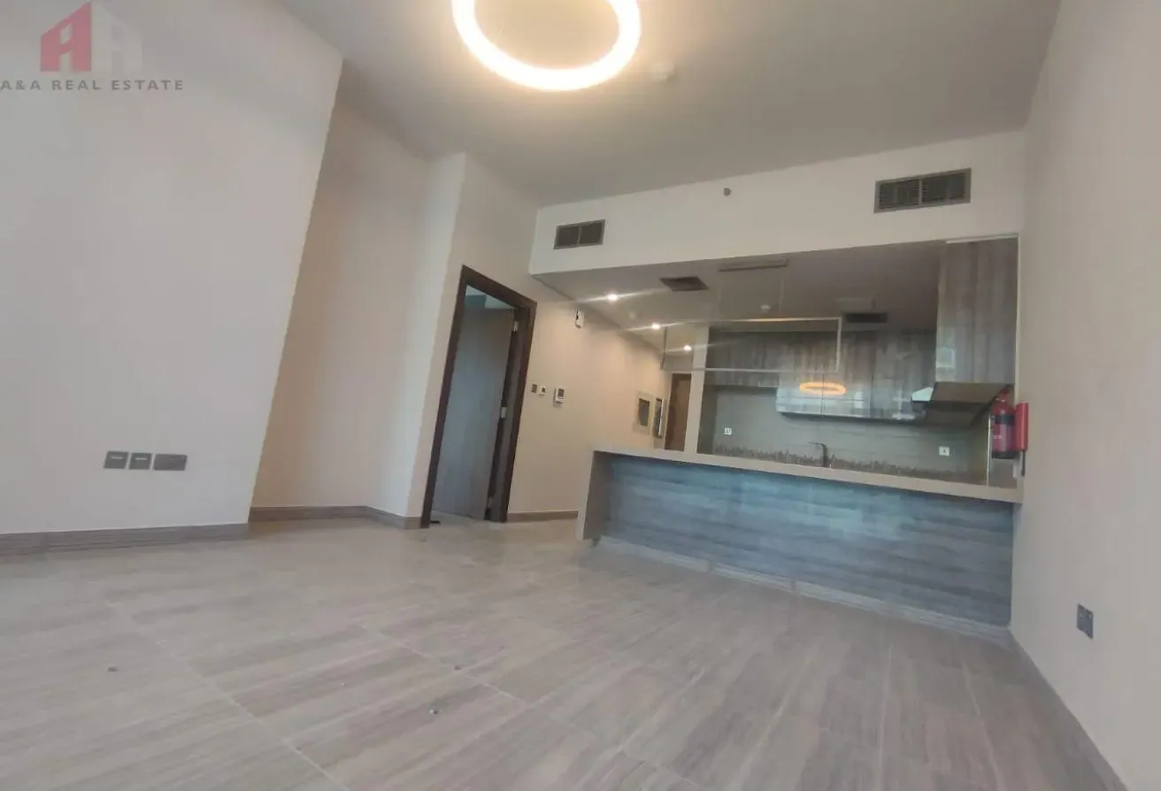 Higher Floor | Lake View 1 Bedroom