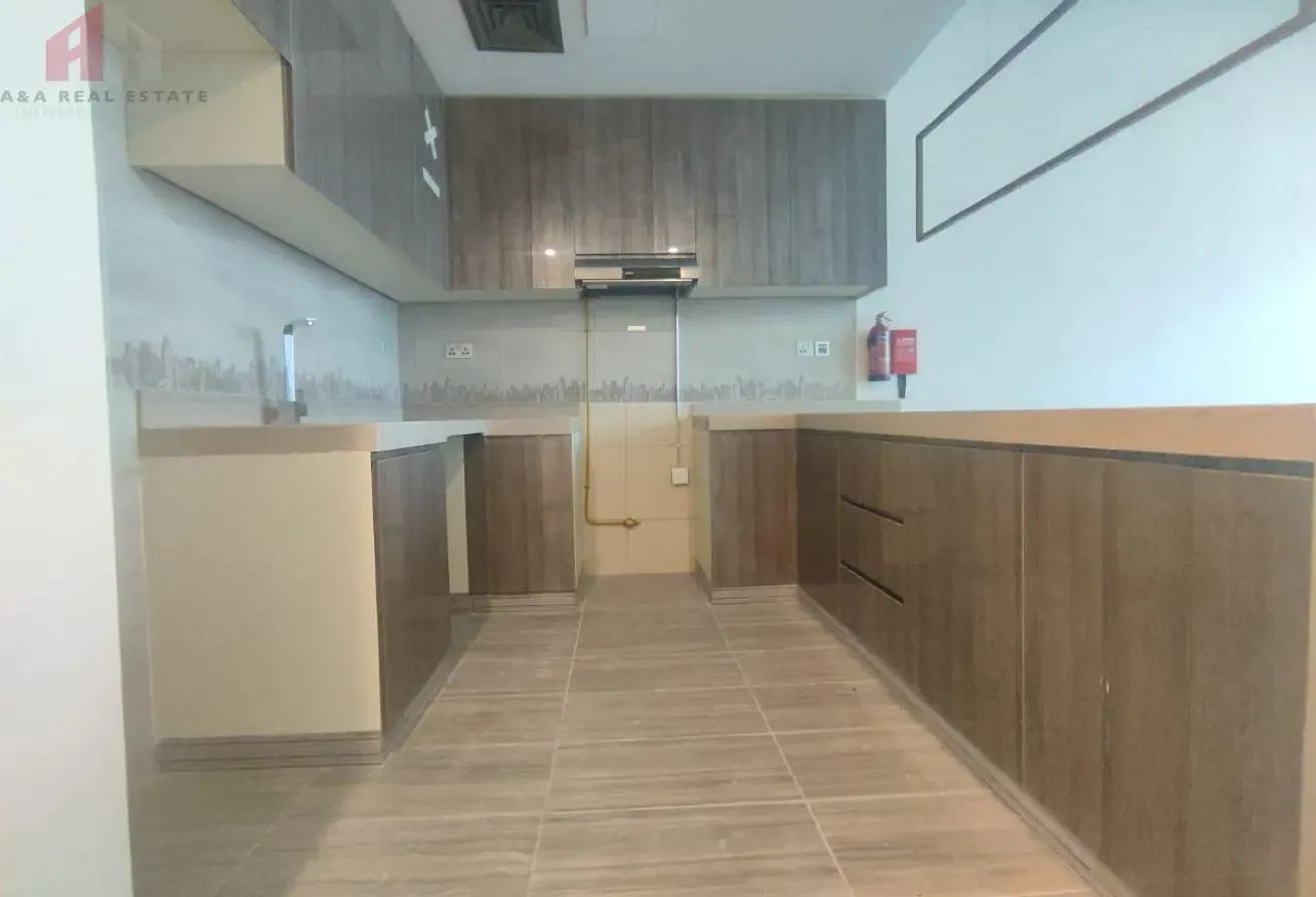 Higher Floor | Lake View 1 Bedroom