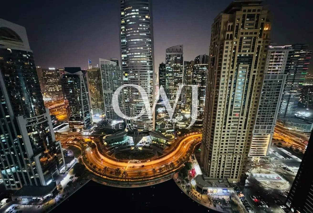 Lake Views | Upgraded | Vacant | High Floor