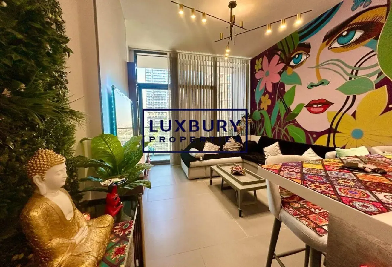 FULLY FURNISHED | SLITLY NEGOSTIABLE | UPGRADED