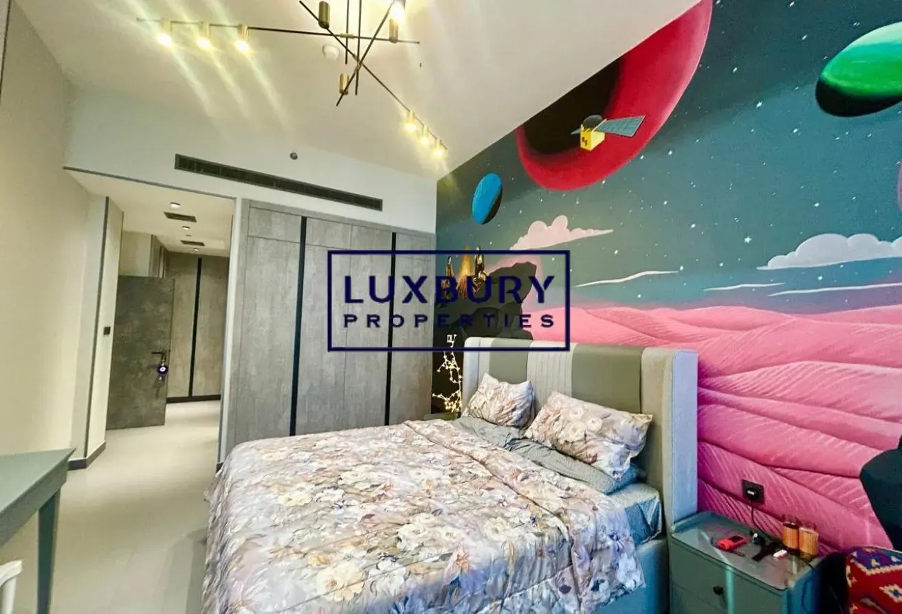 FULLY FURNISHED | SLITLY NEGOSTIABLE | UPGRADED