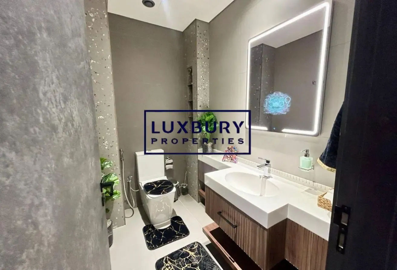 FULLY FURNISHED | SLITLY NEGOSTIABLE | UPGRADED