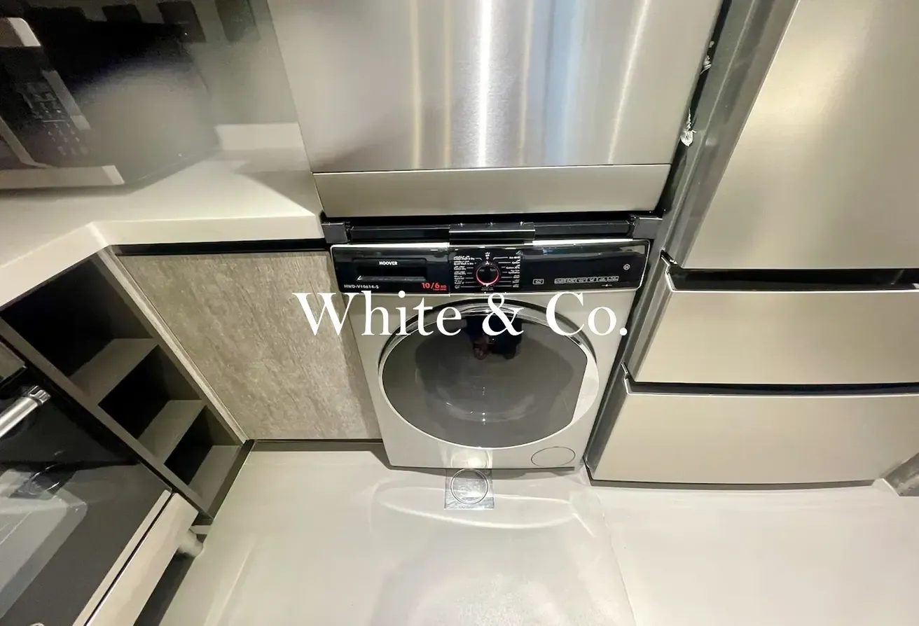 Furnished unit | Vacant | Prime Location