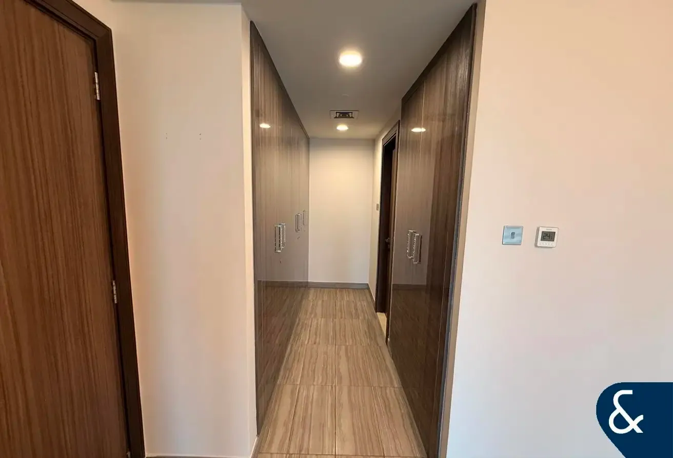 1 Bed | Vacant | Cheapest on Market | Balcony